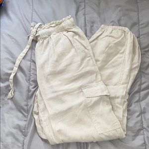 Aerie Cream Cargo Joggers Size XS